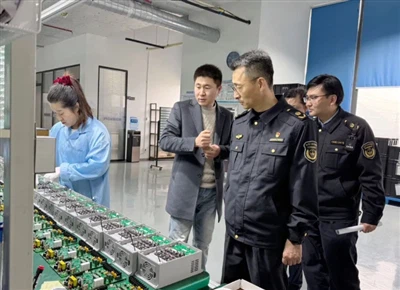 Εστίαση στην ασφάλεια των μετατροπέων συχνότητας - Το περιφερειακό γραφείο έκτακτης ανάγκης πραγμ...